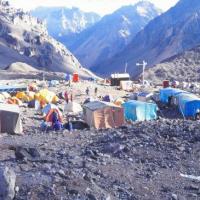 Le camp de base de l' Aconcagua, Argentine