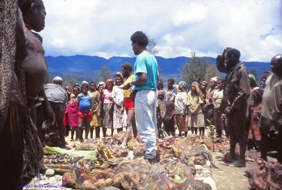Au marché local, province de l' Irian Jaya, Papouasie